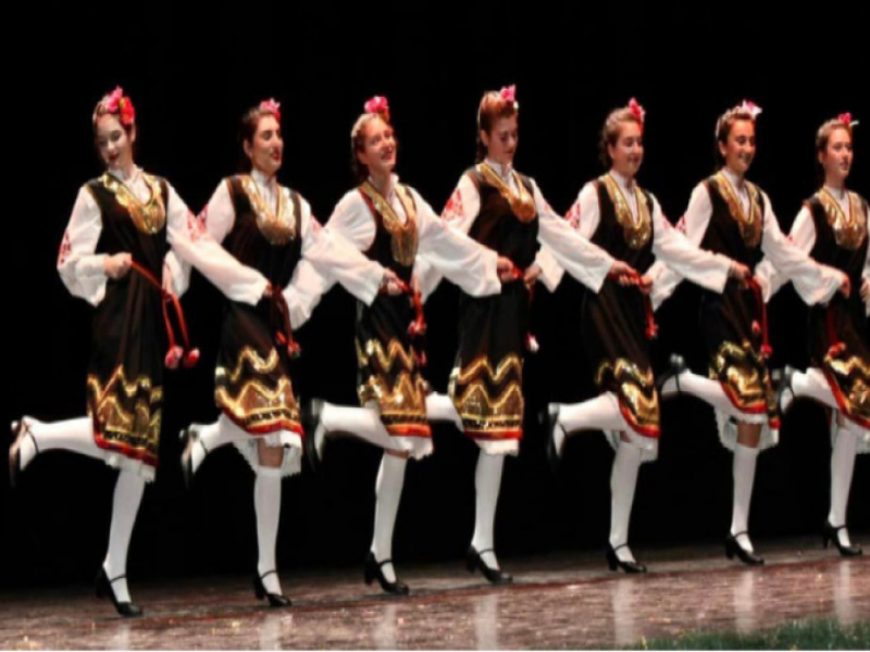 В Нью-Йорке состоялся мастер-класс по болгарскому народному танцу